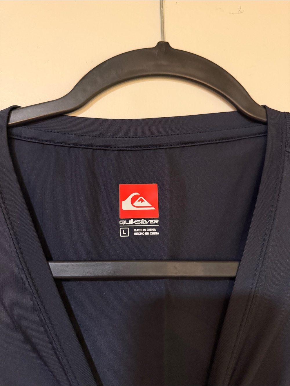 Quiksilver Rash Guard - Picture 3 of 3